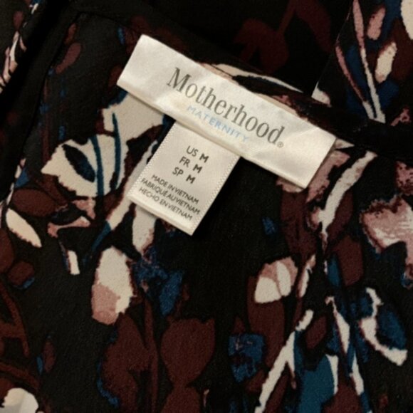 Motherhood. Size Medium. Cold Shoulder. Pullover. Chiffon Top. B103. - Picture 6 of 6